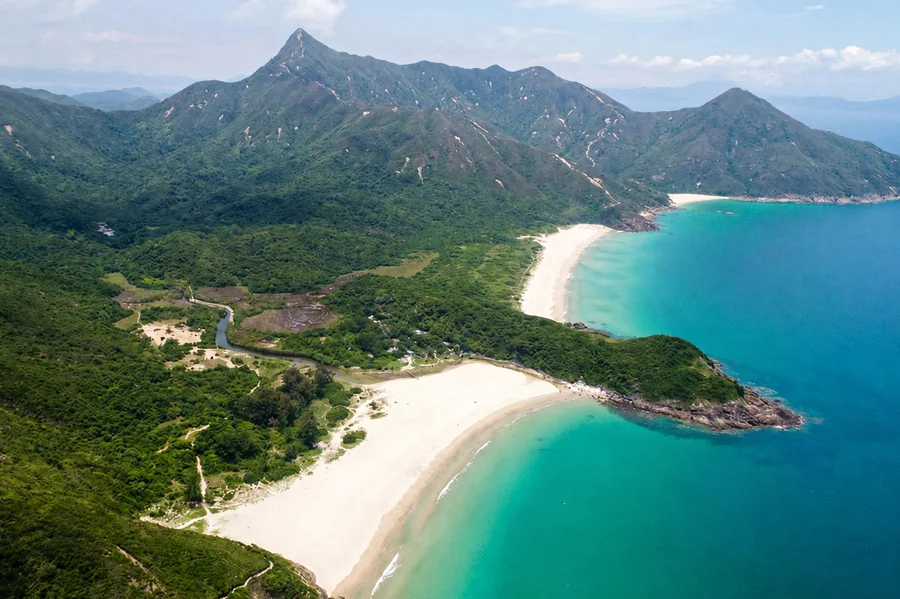 大浪四湾与沿岸山脊景观